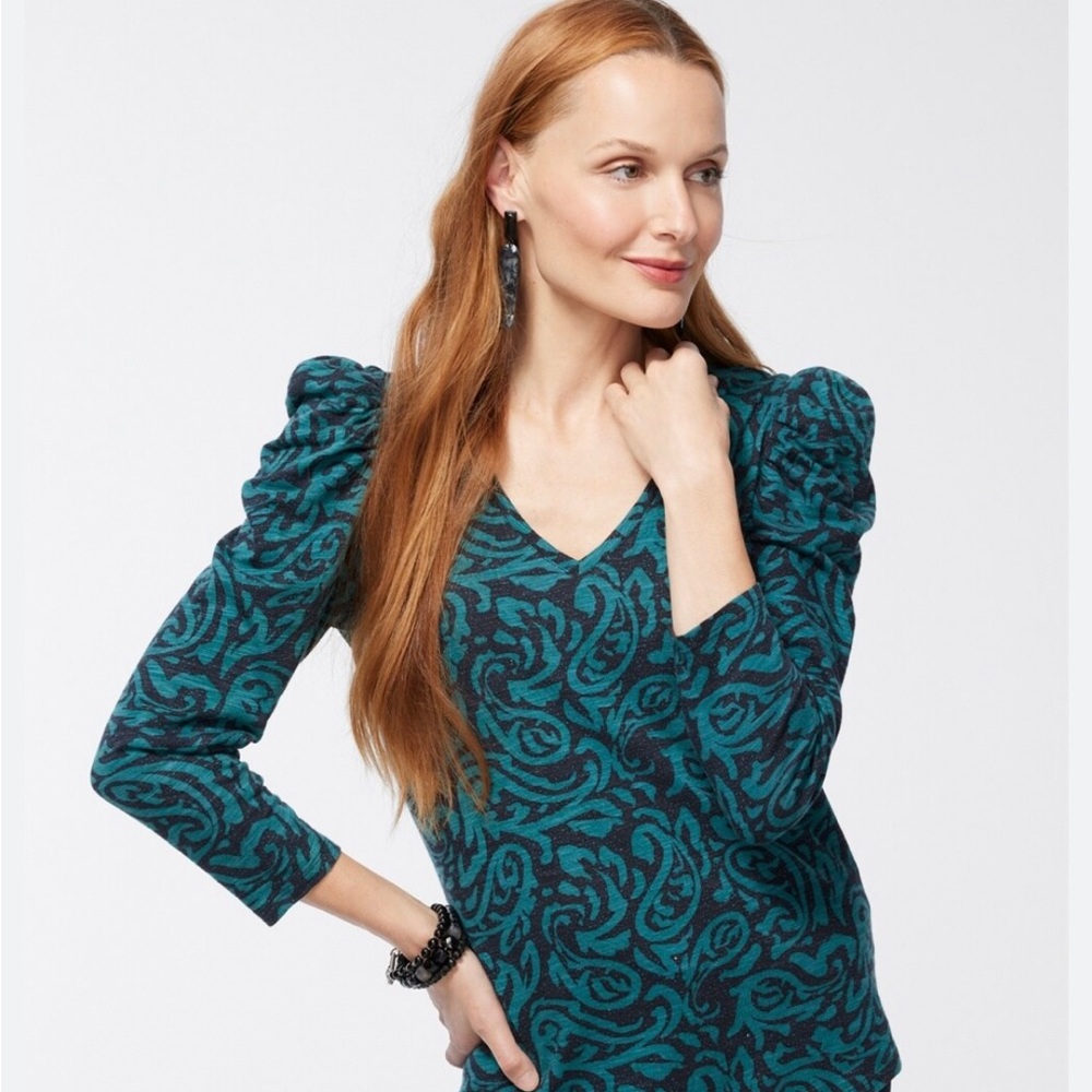 Chico's Paisley Romantic Tee Green V-neck 3/4 Sleeves Knit Top